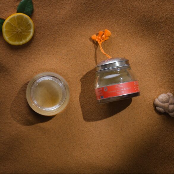 Dykumų smėlio kūno šveitiklis apelsinų žiedų kvapo desert-sand-body-scrub-orange-blossom Violetaeshop